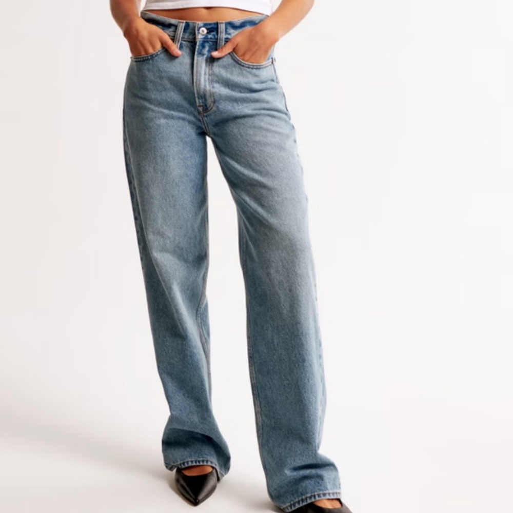 Abercrombie & Fitch “The Slouchy Jean” Mid Rise